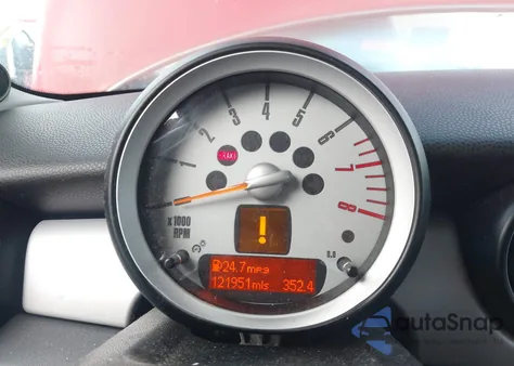 2010 Mini Cooper z USA, uszkodzony, nr VIN WMWMF3C50ATZ26257